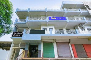 Exterior - Fabhotel Surajkund Residency (Faridabad)