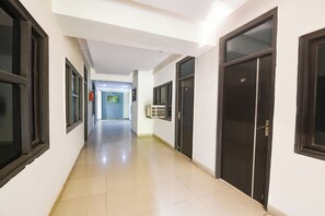 Lobby - Fabhotel Surajkund Residency (Faridabad)