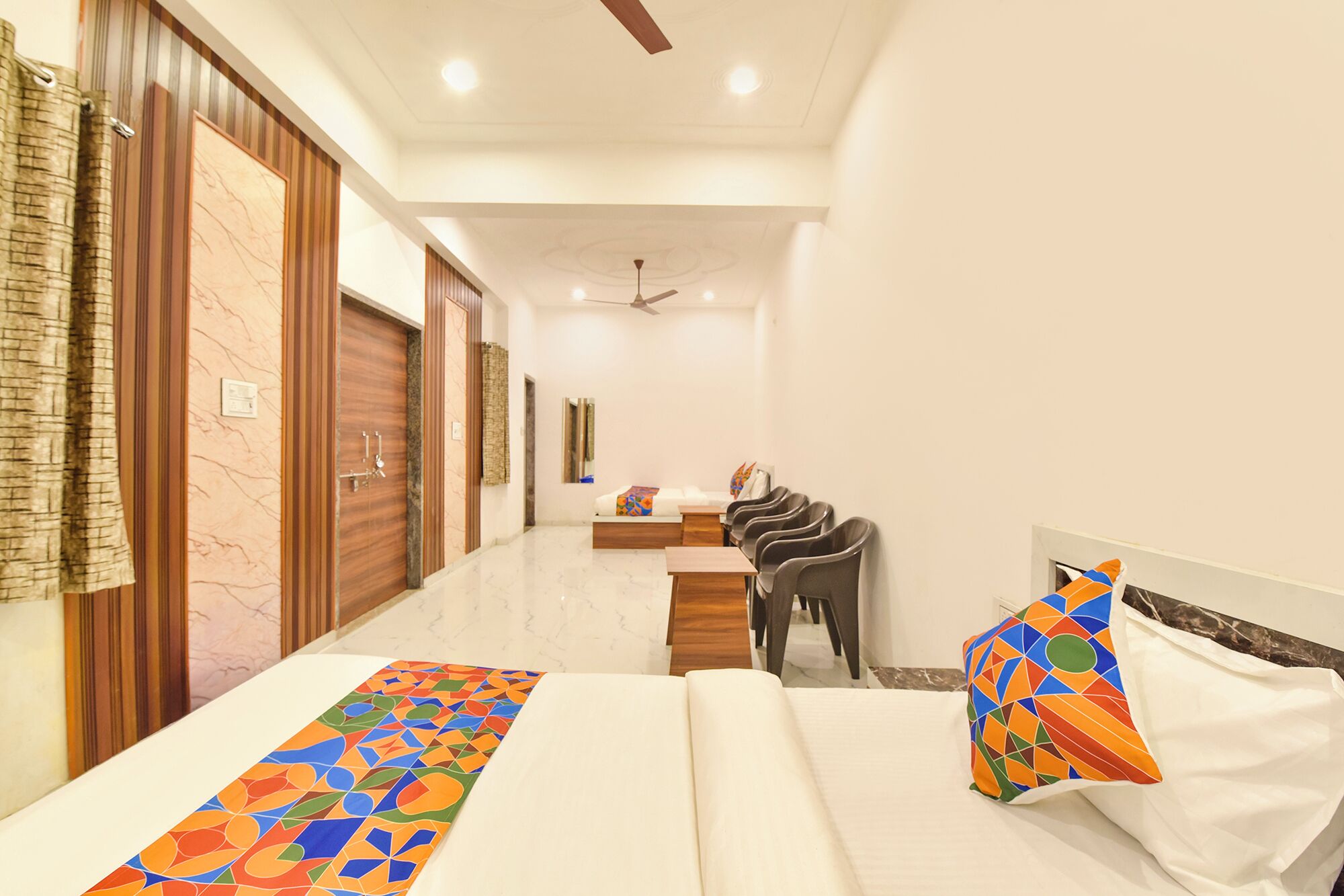 Egyptian cotton sheets, premium bedding, in-room safe, free WiFi