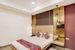 Egyptian cotton sheets, premium bedding, in-room safe, free WiFi - Fabhotel Beach Front Resort (Calangute)