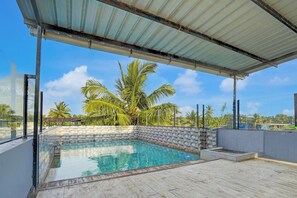 Pool - Fabhotel Beach Front Resort (Calangute)