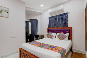 Deluxe Room | Egyptian cotton sheets, premium bedding, in-room safe, free WiFi - Fabhotel White Star Residency (Chennai)