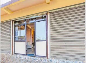 Entrada de la propiedad