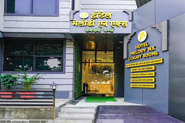 Property entrance - Fabhotel Melody Nx (Thane)