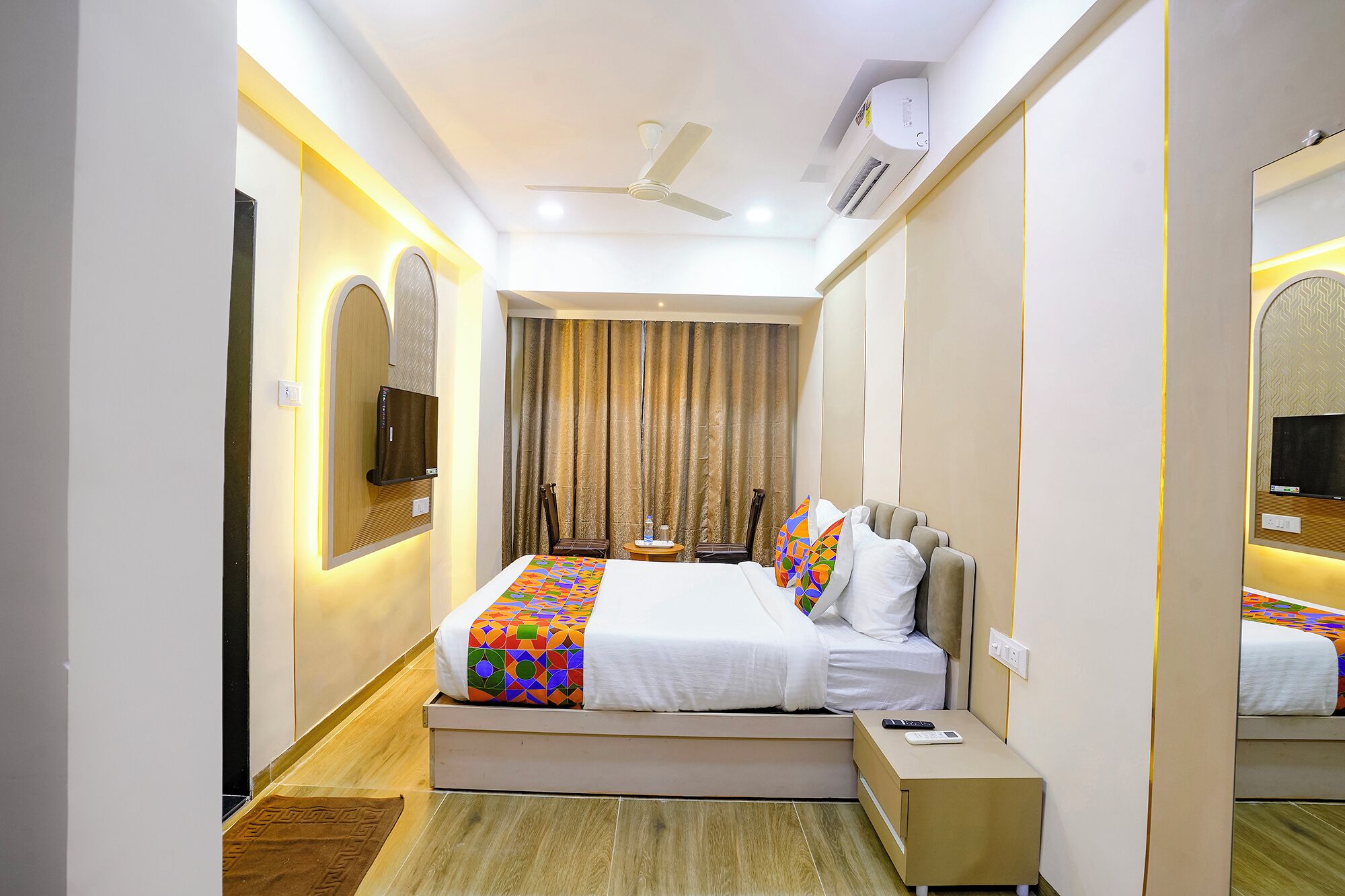 Deluxe Room | Egyptian cotton sheets, premium bedding, in-room safe, free WiFi