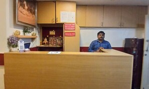 Reception - Fabhotel Sri Sai Guru Comforts (Bengaluru)