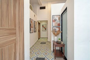 Lobby - Fabhotel Swaraj (Varanasi)