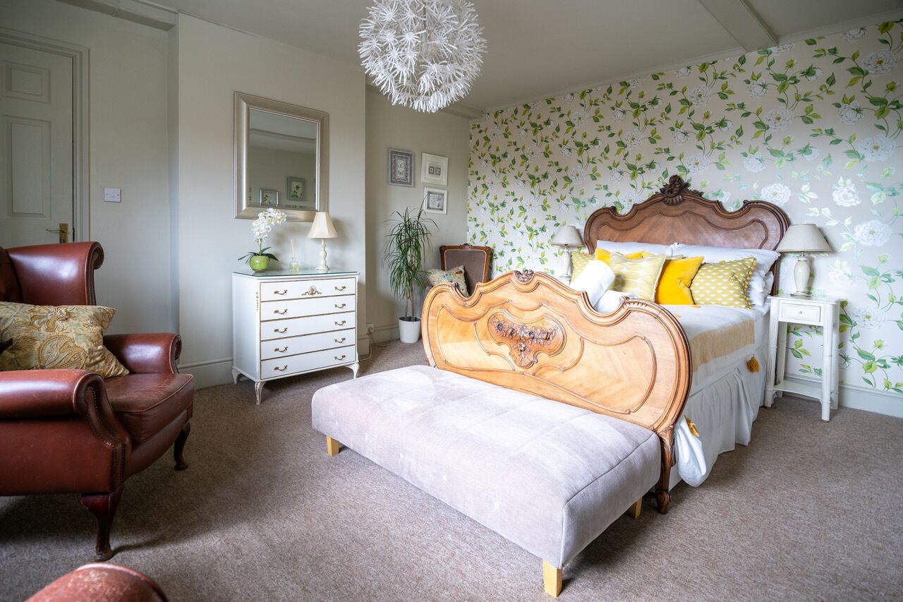 Suite, 1 llit doble, vistes al jardí | Planxa i posts de planxar i wifi gratuïta 