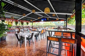 Restaurant - Via Tap Inn (Anekal)