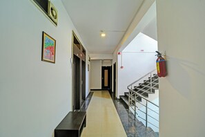 Lobby - Fabhotel Konark Green (Bhopal)
