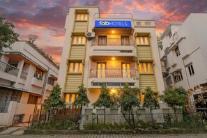 Front of property - Fabhotel A2 (Barasat)