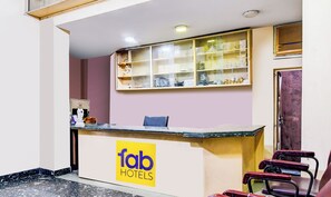 Reception - Fabhotel Forreal Stays (Kolkata)