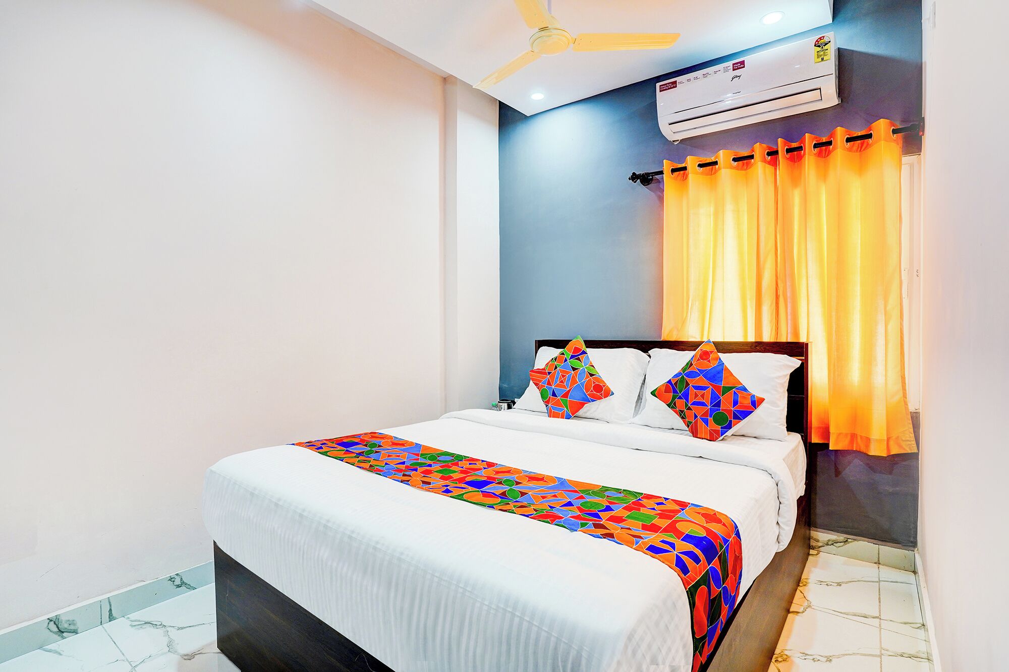 Suite | Sengetøy i egyptisk bomull, sengetøy av topp kvalitet og safe på rommet