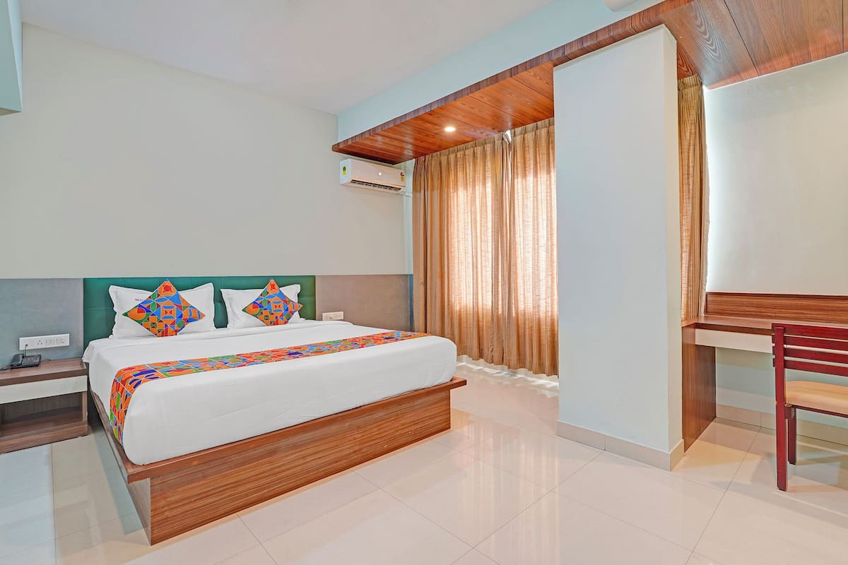 Deluxe Room | Egyptian cotton sheets, premium bedding, in-room safe, free WiFi