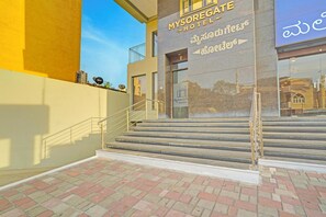 Property entrance - Fabhotel Mysore Gate (Bangalore)