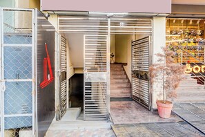 Property entrance - Fabhotel Pride Image (Bangalore)