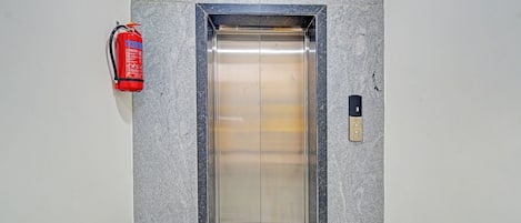 Elevator
