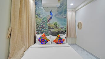 Deluxe Room | Egyptian cotton sheets, premium bedding, in-room safe, free WiFi