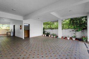 Lobby - Fabhotel Pavis Inn (Chennai)