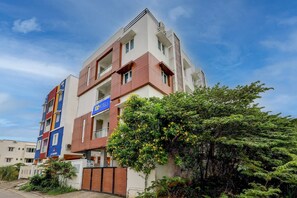 Exterior - Fabhotel Pavis Inn (Chennai)