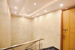 Lobby - Fabhotel Grand Shiva (New Delhi)