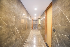 Lobby - Fabhotel Grand Shiva (New Delhi)