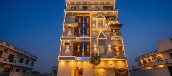 Fabhotel Shri Shubh Palace