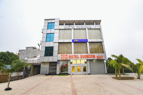 Fabhotel Rubicon
