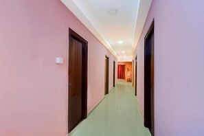 Lobby - Fabhotel Jaswitha Grand (Hyderabad)