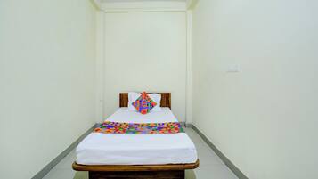 Egyptian cotton sheets, premium bedding, in-room safe, free WiFi