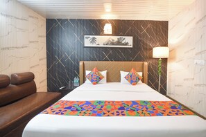 Deluxe Room | Egyptian cotton sheets, premium bedding, in-room safe, free WiFi - Fabhotel Heritage Residency (New Delhi)