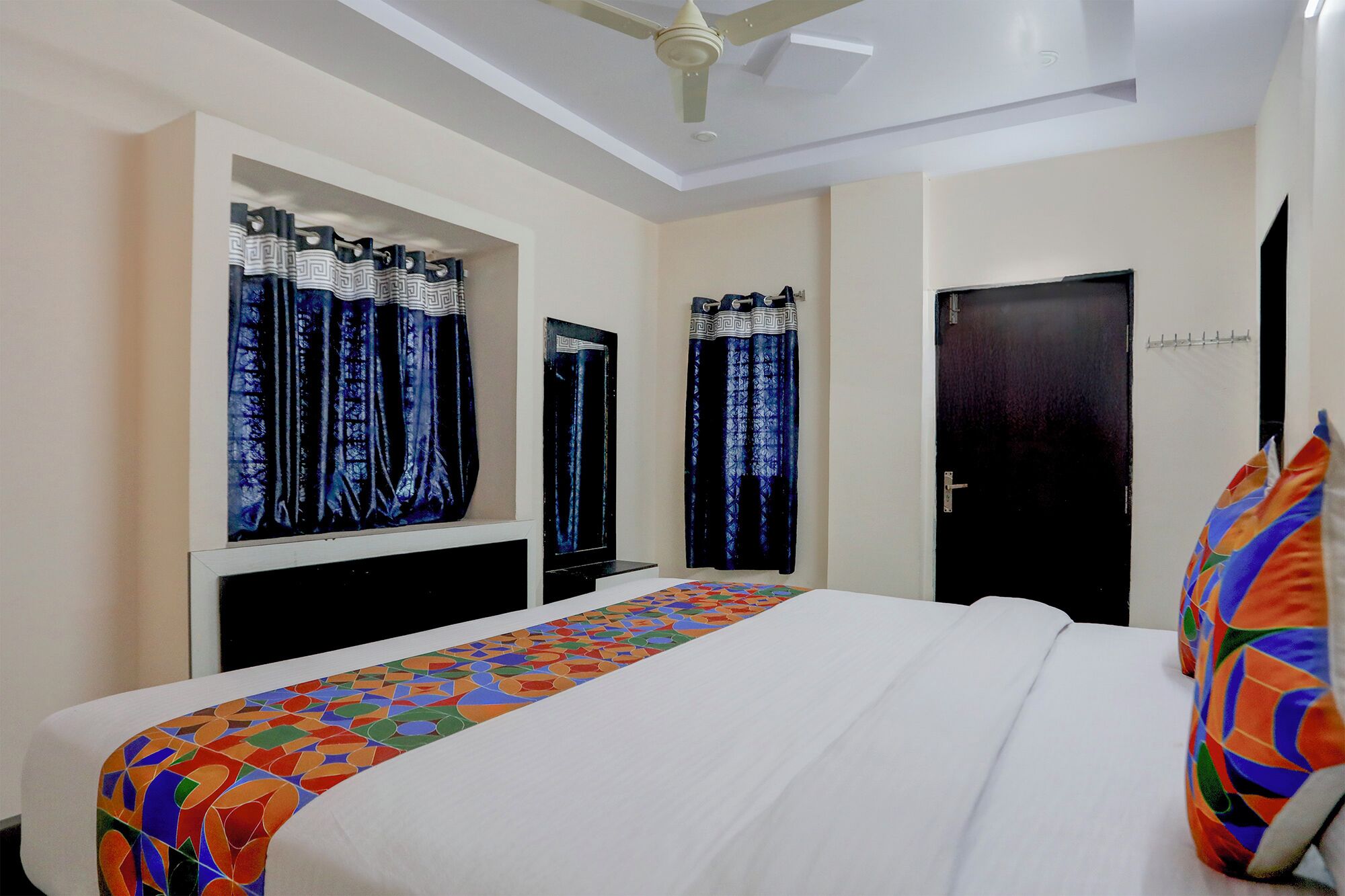 埃及棉床单、高档床上用品、免费 WiFi、床单