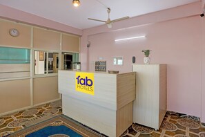 Reception - Fabexpress Coastal Suites (Kakinada)