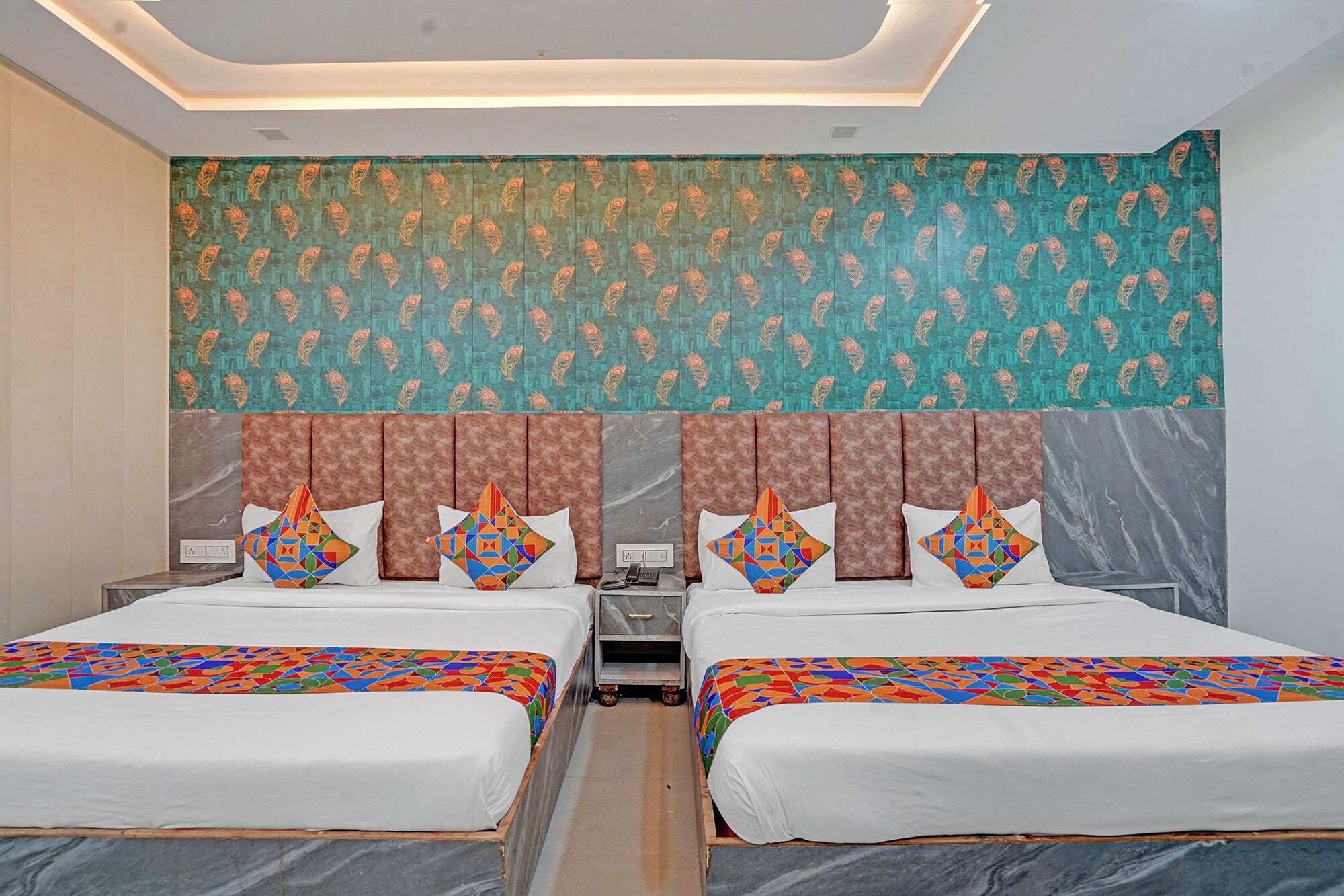 Egyptian cotton sheets, premium bedding, in-room safe, free WiFi