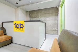 Reception - Fabhotel Kalawati Palace (Lucknow)