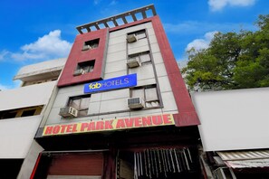 Exterior - Fabhotel Park Avenue (Lucknow)