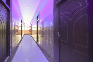 Lobby - Fabhotel Park Avenue (Lucknow)