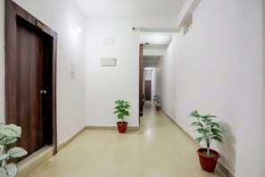 Lobby - Fabhotel Ranchi Retreat (Ranchi)