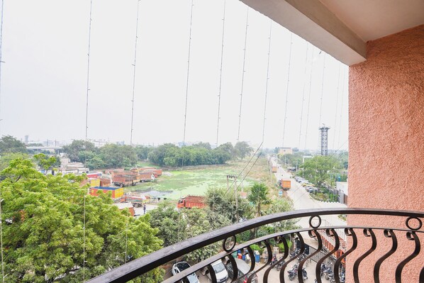 Balcony view - Fabhotel Dsg Residency (Faridabad)