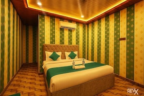 Lakens van Egyptisch katoen, luxe beddengoed, een kluis op de kamer