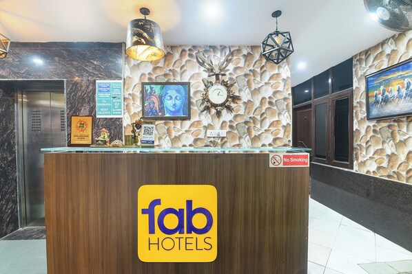 Reception - Fabhotel Kavya (Jaipur)