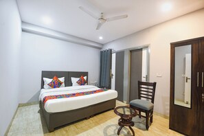 Habitación Deluxe | Sábanas de algodón egipcio, ropa de cama de alta calidad, caja fuerte