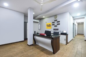 Reception - Fabhotel Dream Palace Ip Extension (New Delhi)