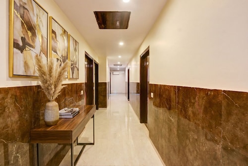 Fabhotel Golden Key Residency