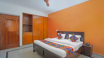 Deluxe-værelse | Egyptiske bomuldslagner, premium-sengetøj, pengeskab på værelset