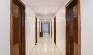 Lobby - Fabhotel Nitya Executive (Pune)