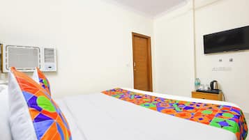 Egyptian cotton sheets, premium bedding, in-room safe, free WiFi