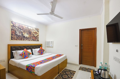 Deluxe Room | Egyptian cotton sheets, premium bedding, in-room safe, free WiFi