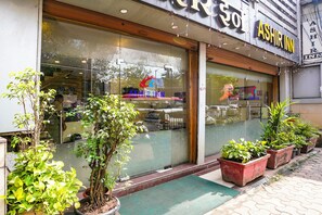 Pintu masuk interior