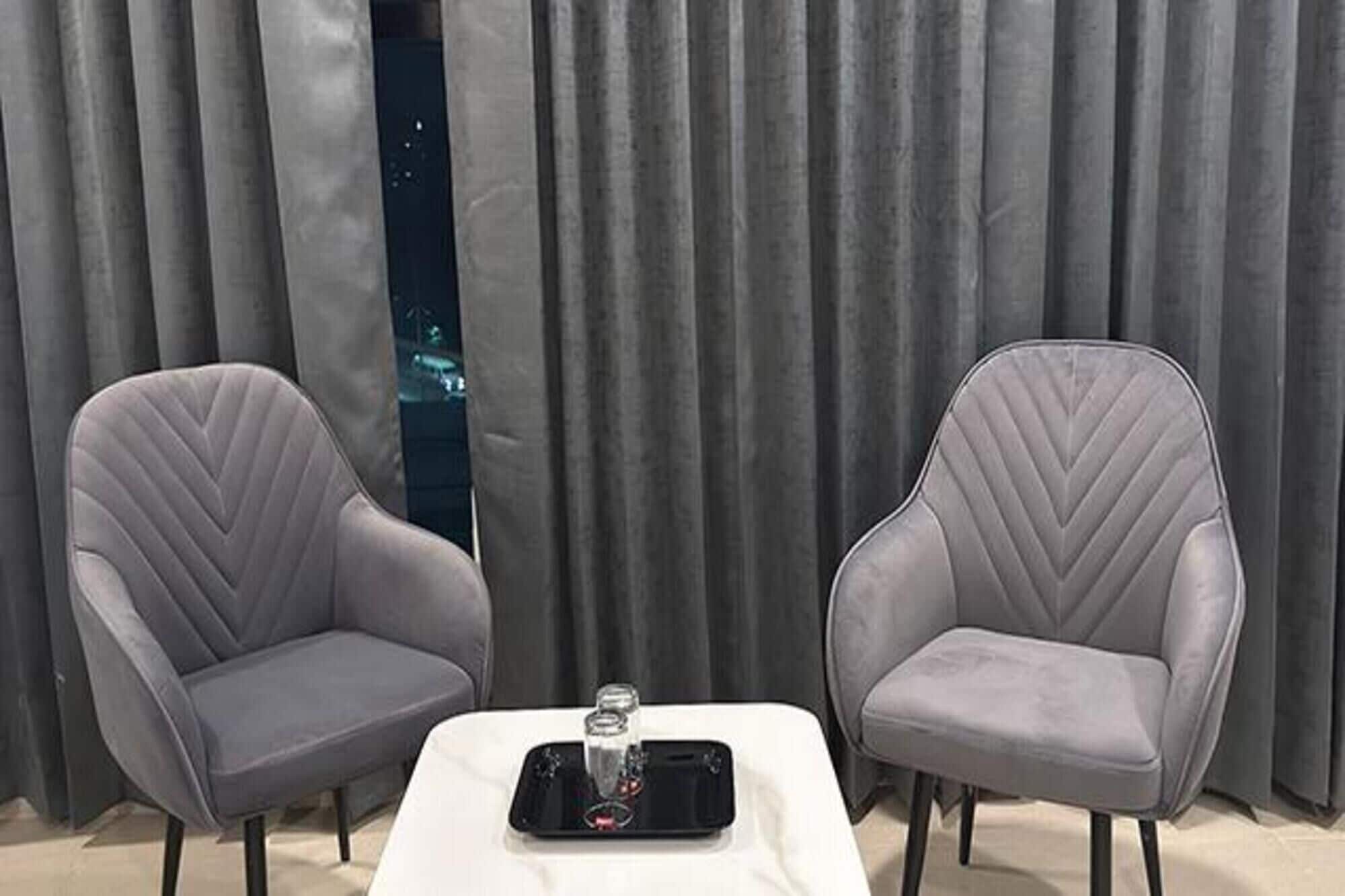 Televisión LCD de 28 pulgadas con canales por cable 